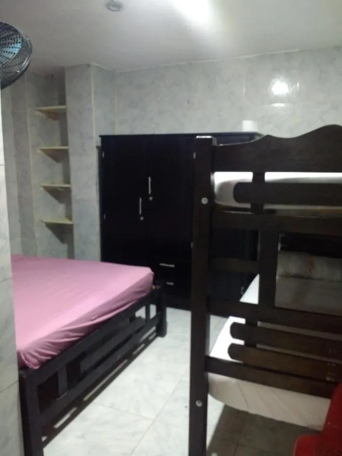 Guest house Hostal Fareb Cartagena